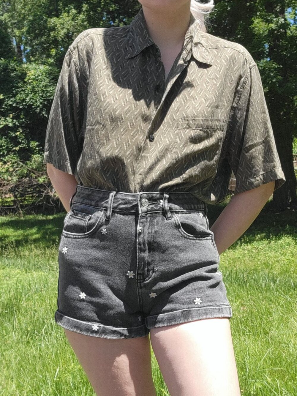 【 axcess vintage 2000s retro silk green buttondown t shirt 】